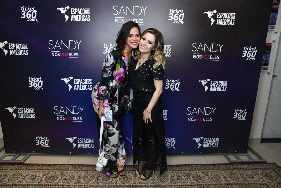 Bruna Marquezine e Sandy (Fotos: Leo Franco/AgNews)