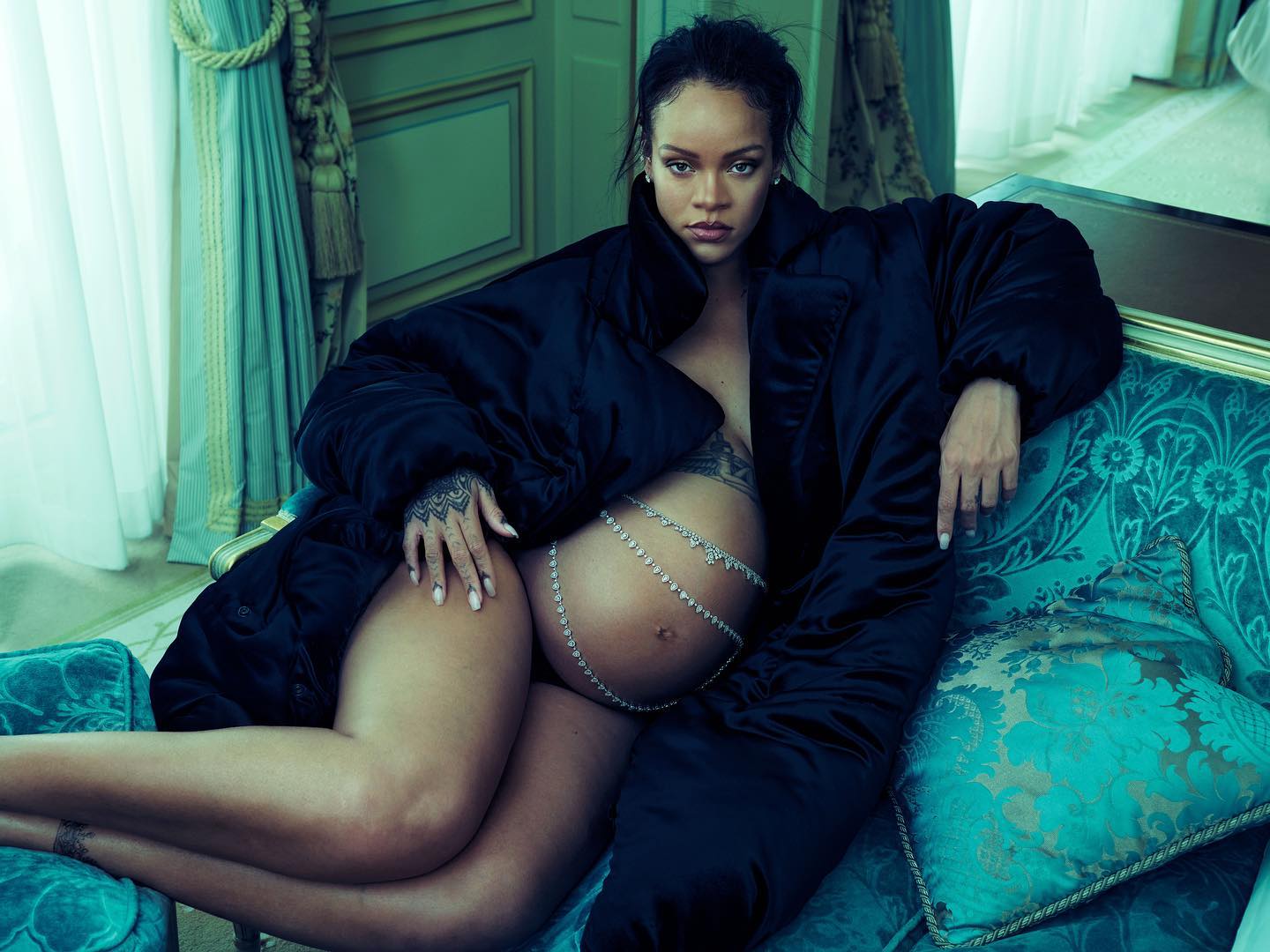Rihanna (Foto: Annie Leibovitz/Vogue/Reprodução/@voguemagazine)