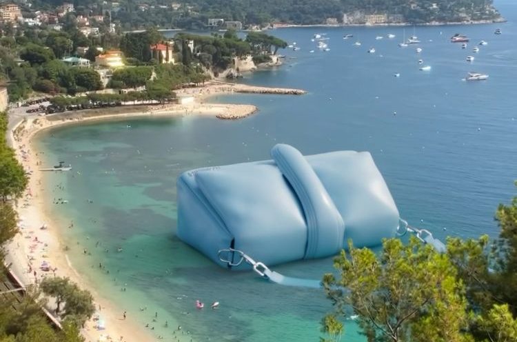 Bolsa nno mar da Côte D'Âzur (Foto: Reprodução/Instagram)